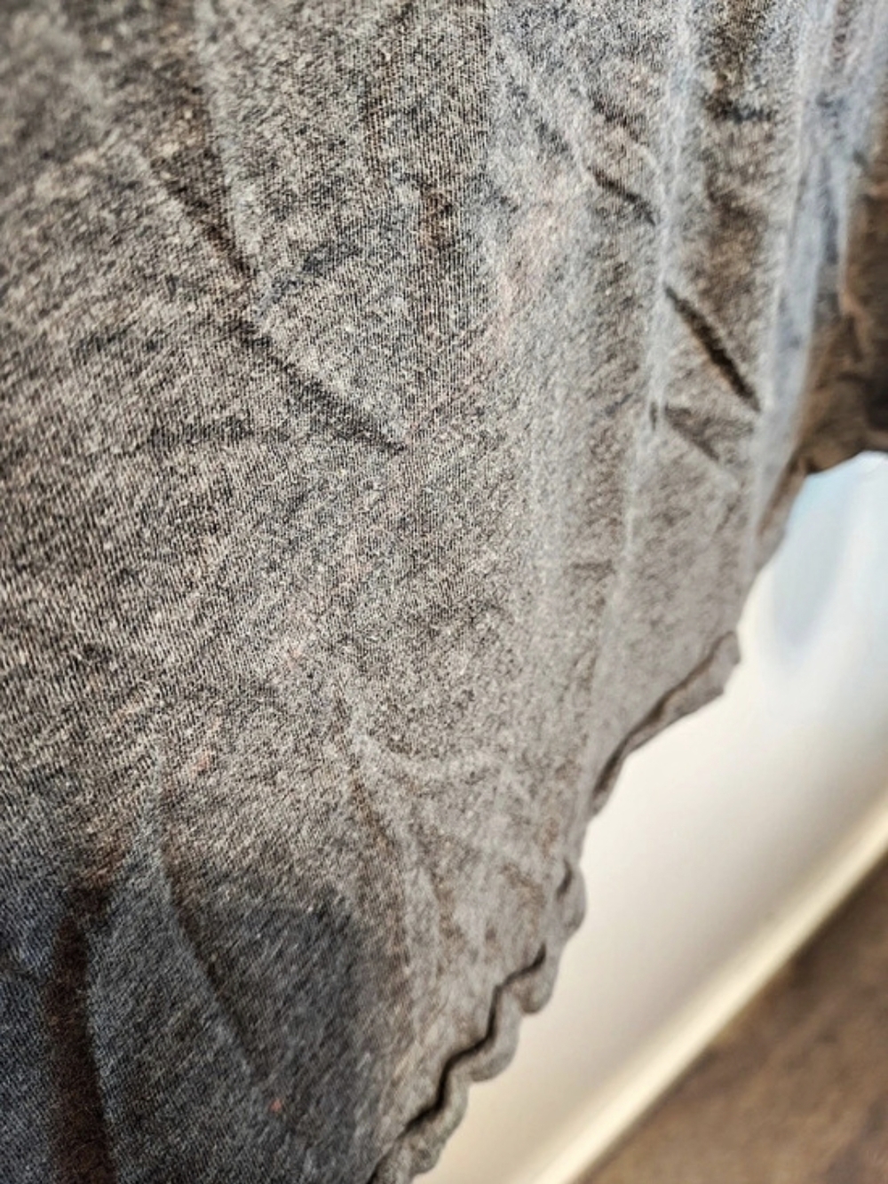 American Eagle Gray Eagle Graphic Tee Distressed 2000s M - Picture 4 of 5